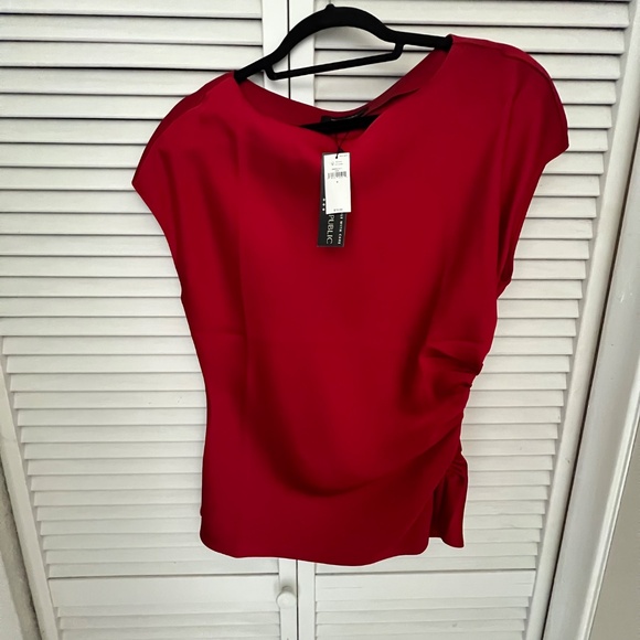 NWT! Banana Republic Red Satin Rouched Top. Size M - Picture 1 of 4